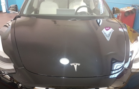Sostituzione Pneumatici Tesla Milano