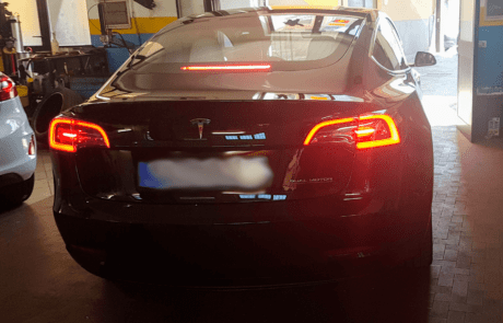 Sostituzione Pneumatici Tesla Milano